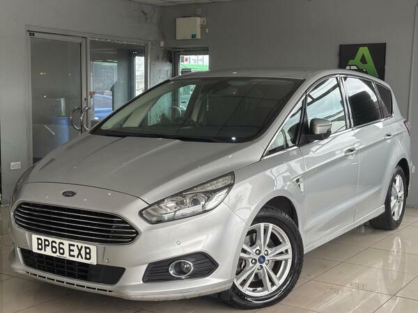 Ford S-Max 2.0 Tdci Titanium Euro 6 Ss Silver
