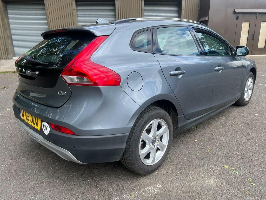 Volvo V40 Cross Country Hatchback 2.0 D2 Se Nav Euro 6 Ss 201 Grey #4