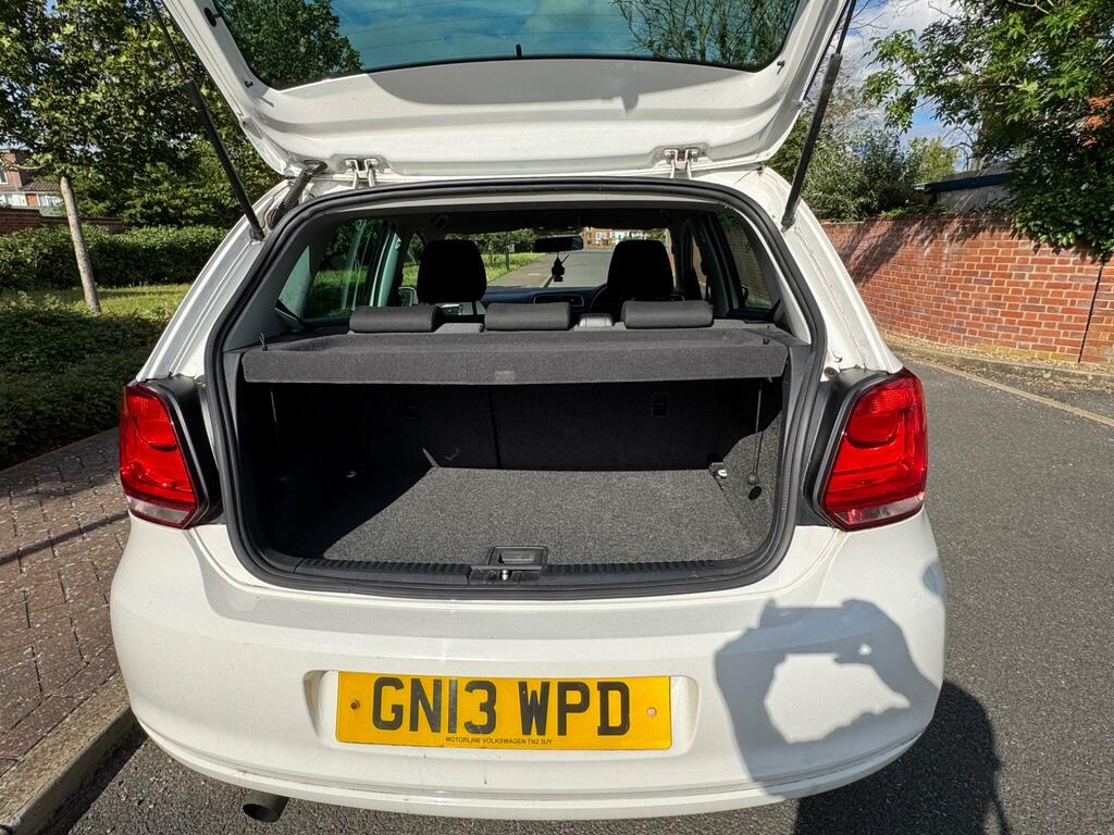 Volkswagen Polo Hatchback White #31