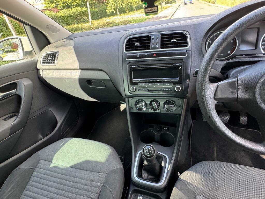 Volkswagen Polo Hatchback White #21