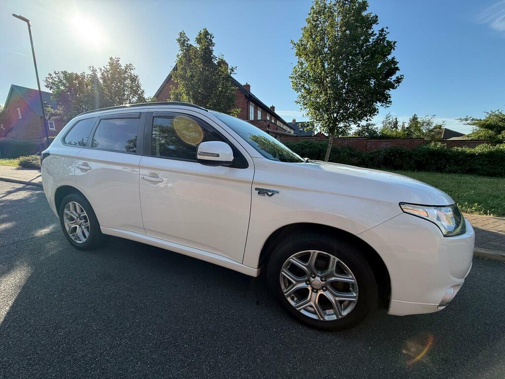 Mitsubishi Outlander Gx3h White #2
