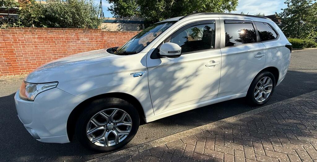 Mitsubishi Outlander Gx3h White #5