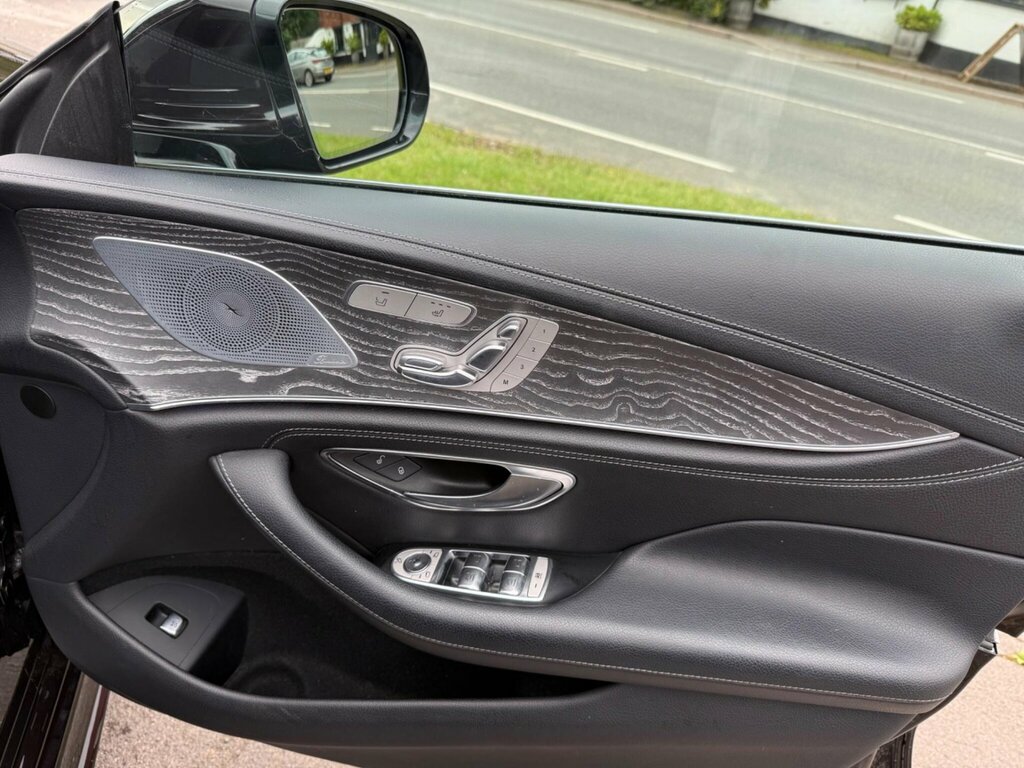Mercedes-Benz CLS  Black #40