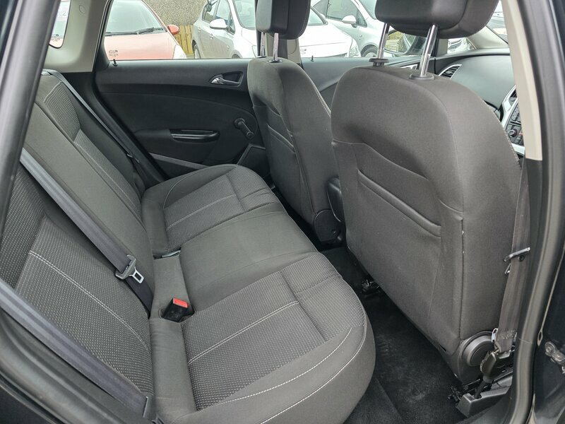 Vauxhall Astra Design Black #10