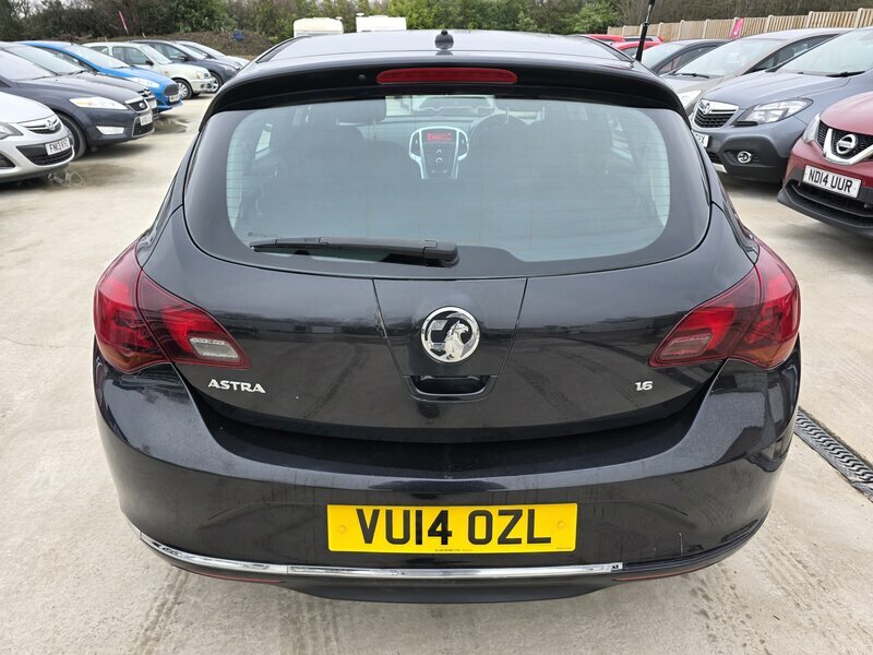 Vauxhall Astra 1.6-Astra-sri-5dr Black #6