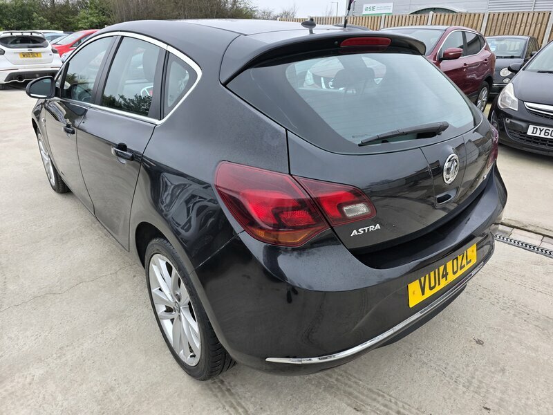Vauxhall Astra 1.6-Astra-sri-5dr Black #5
