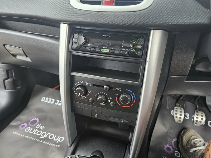 Peugeot 207 Hatchback Black #14