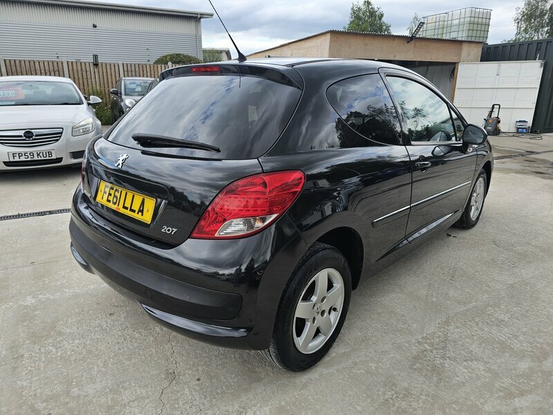 Peugeot 207 Hatchback Black #7