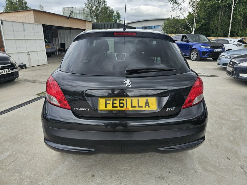 Peugeot 207 1.4-207-Sportium-3dr Black #6