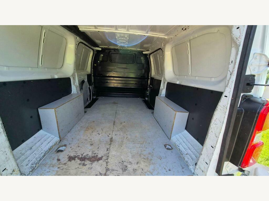 Vauxhall Vivaro 1.5 Turbo D 2900 Dynamic Air Con Lwb 6Dr Ma White #16