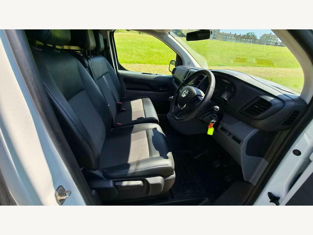 Vauxhall Vivaro 1.5 Turbo D 2900 Dynamic Air Con Lwb 6Dr Ma White #12