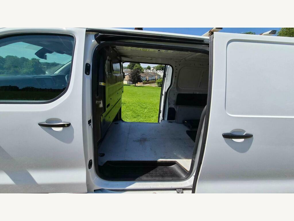 Vauxhall Vivaro 1.5 Turbo D 2900 Dynamic Air Con Lwb 6Dr Ma White #14