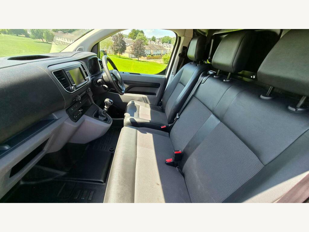 Vauxhall Vivaro 1.5 Turbo D 2900 Dynamic Air Con Lwb 6Dr Ma White #8