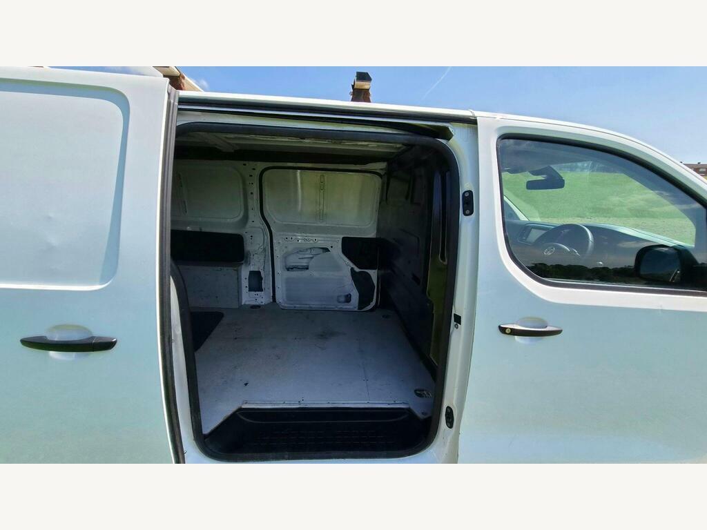 Vauxhall Vivaro 1.5 Turbo D 2900 Dynamic Air Con Lwb 6Dr Ma White #15