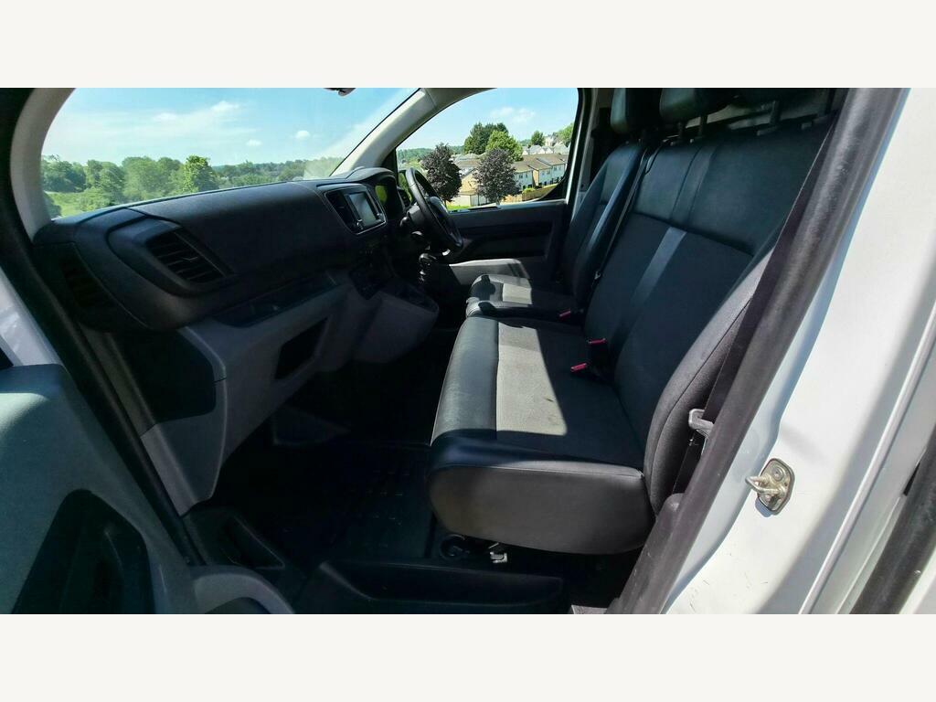 Vauxhall Vivaro 1.5 Turbo D 2900 Dynamic Air Con Lwb 6Dr Ma White #9