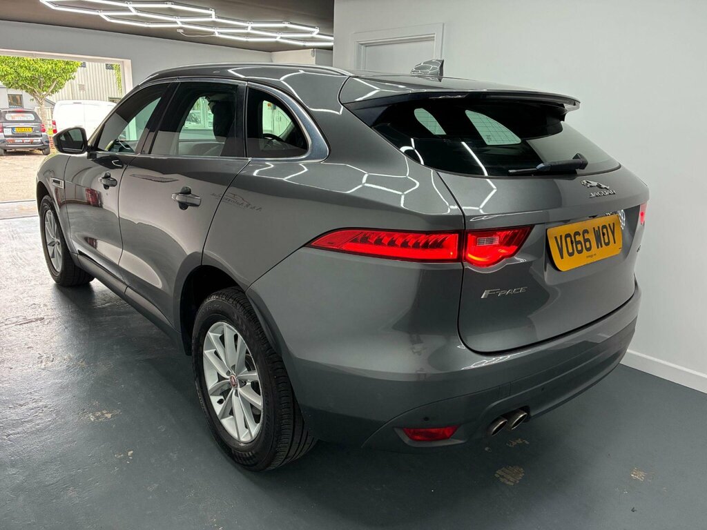 Jaguar F-Pace Suv 2.0 D180 Portfolio Awd Euro 6 Ss Silver #7