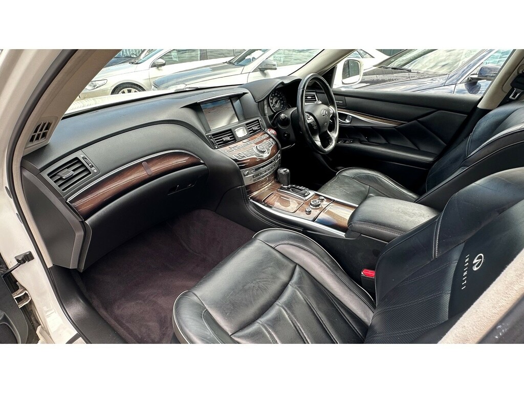 Infiniti M Gt Premium White #17