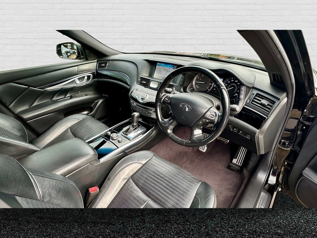 Infiniti Q70 Sport Tech D Grey #12