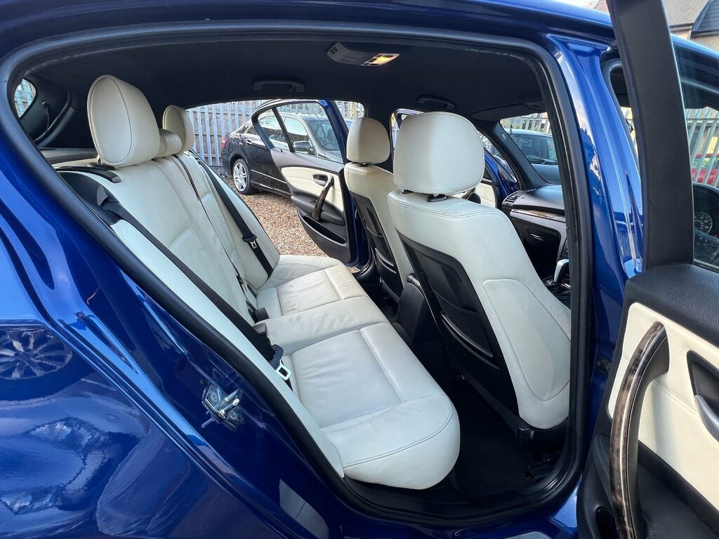BMW 1 Series 118D Se Silver #95