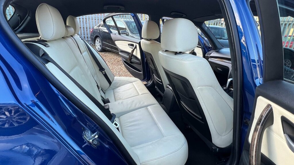 BMW 1 Series 118D Se Silver #165