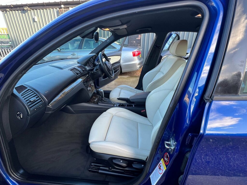 BMW 1 Series 118D Se Silver #34
