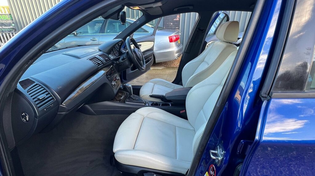 BMW 1 Series 118D Se Silver #72