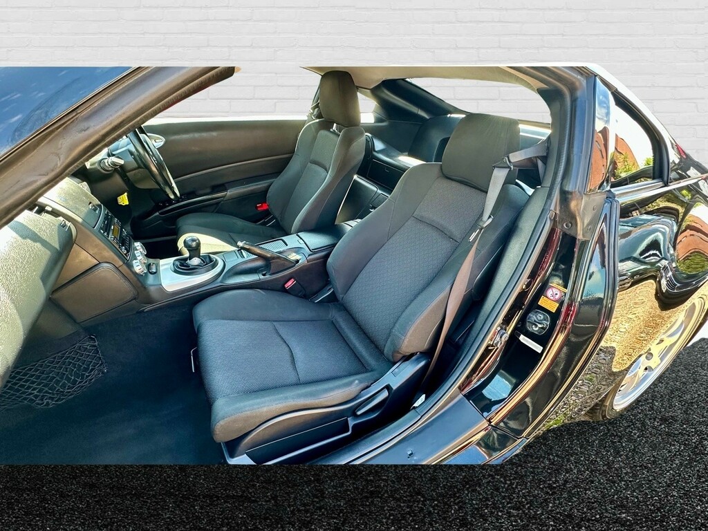 Nissan 350Z Automatic Brown #32
