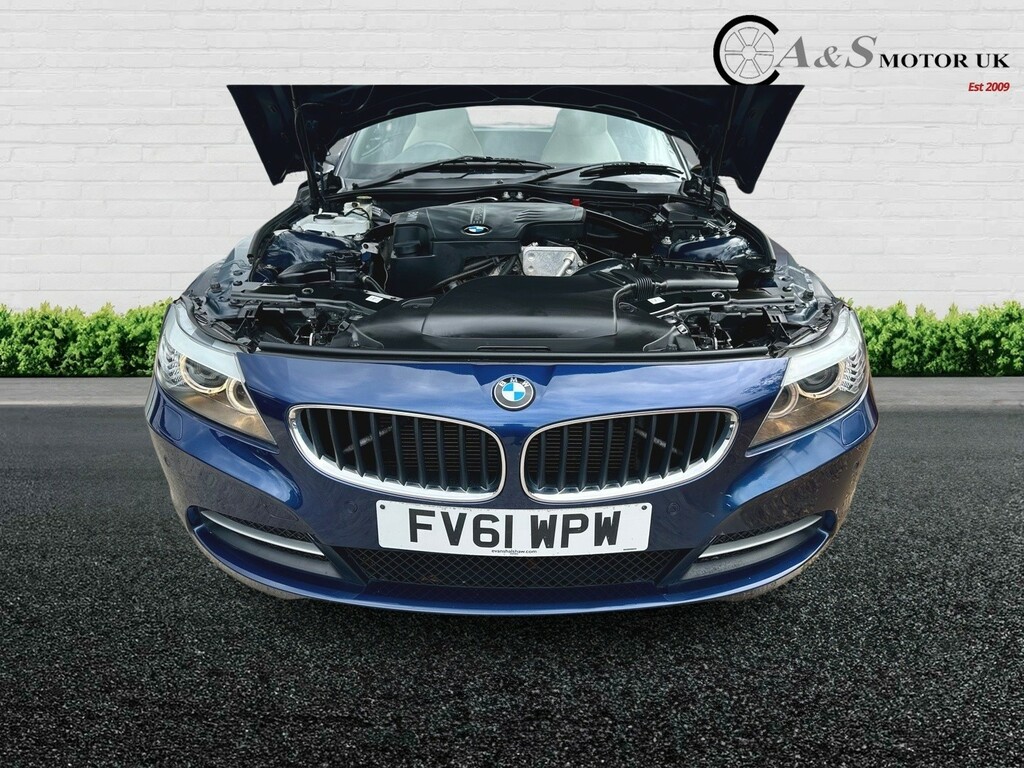 BMW Z4 Convertible 2.5 23I Sdrive 201111 White #14