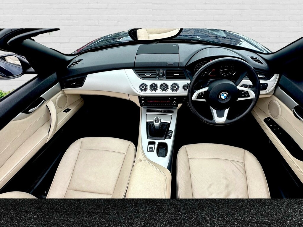 BMW Z4 Convertible 2.5 23I Sdrive 201111 White #10