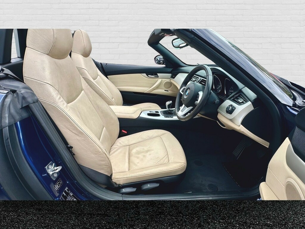 BMW Z4 Convertible 2.5 23I Sdrive 201111 White #7