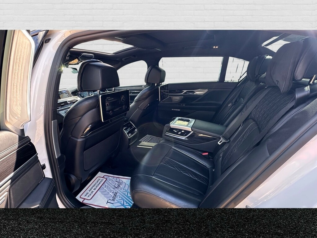 BMW 7 Series 730D Grey #12