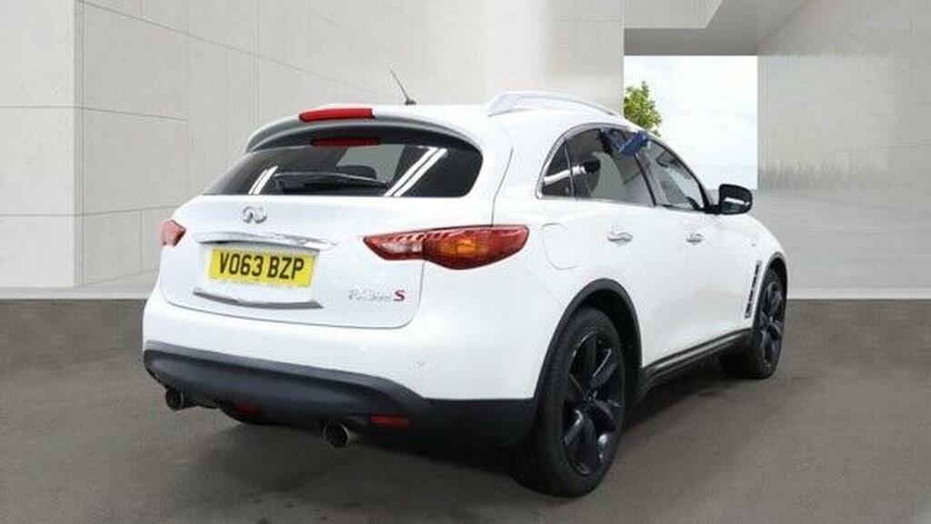 Infiniti FX Suv 3.0 30D V6 Executive 4Wd Euro 5 2013 VO63BZP White #4