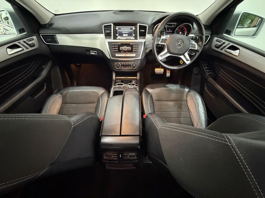 Mercedes-Benz M Class  White #17