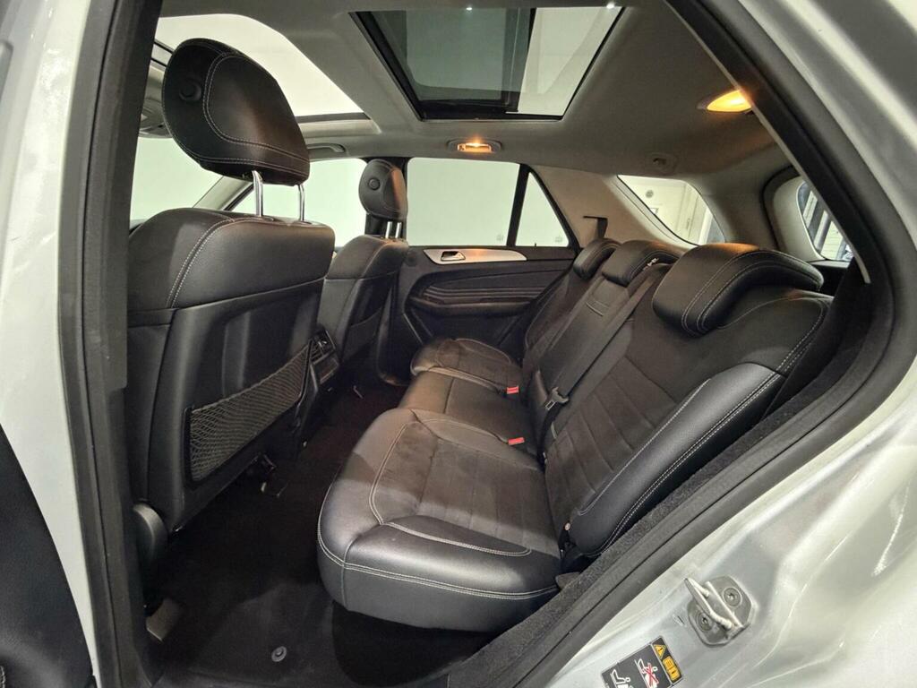 Mercedes-Benz M Class  White #23