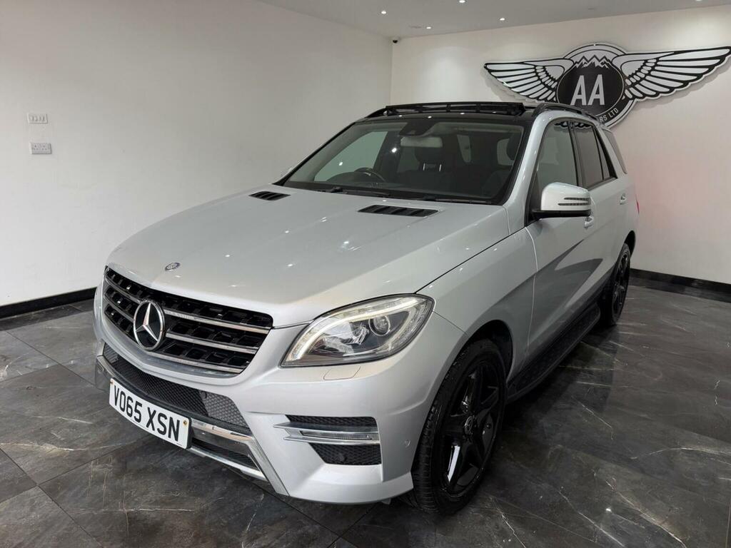 Mercedes-Benz M Class  White #7