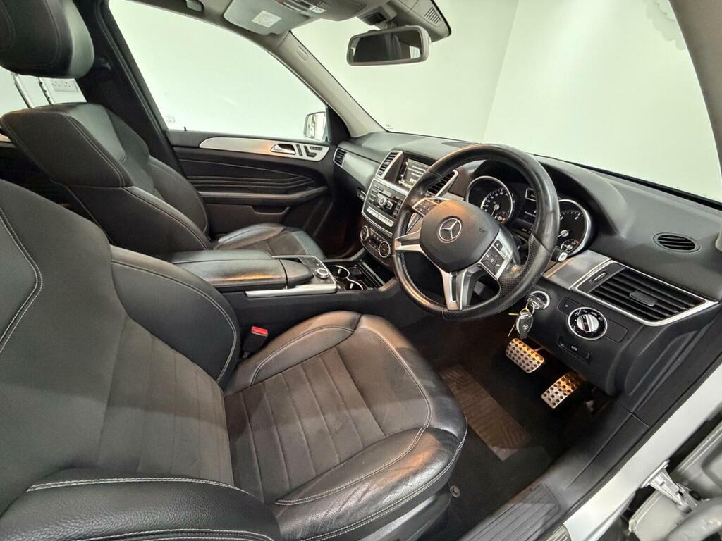 Mercedes-Benz M Class  White #16