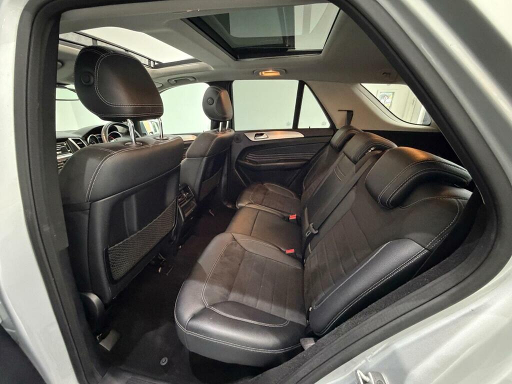 Mercedes-Benz M Class  White #22