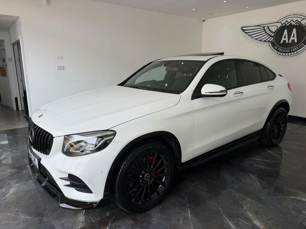 Mercedes-Benz GLC Class 2.0 Glc250 Amg Line Premium Coupe G-tronic 4Mat White #3