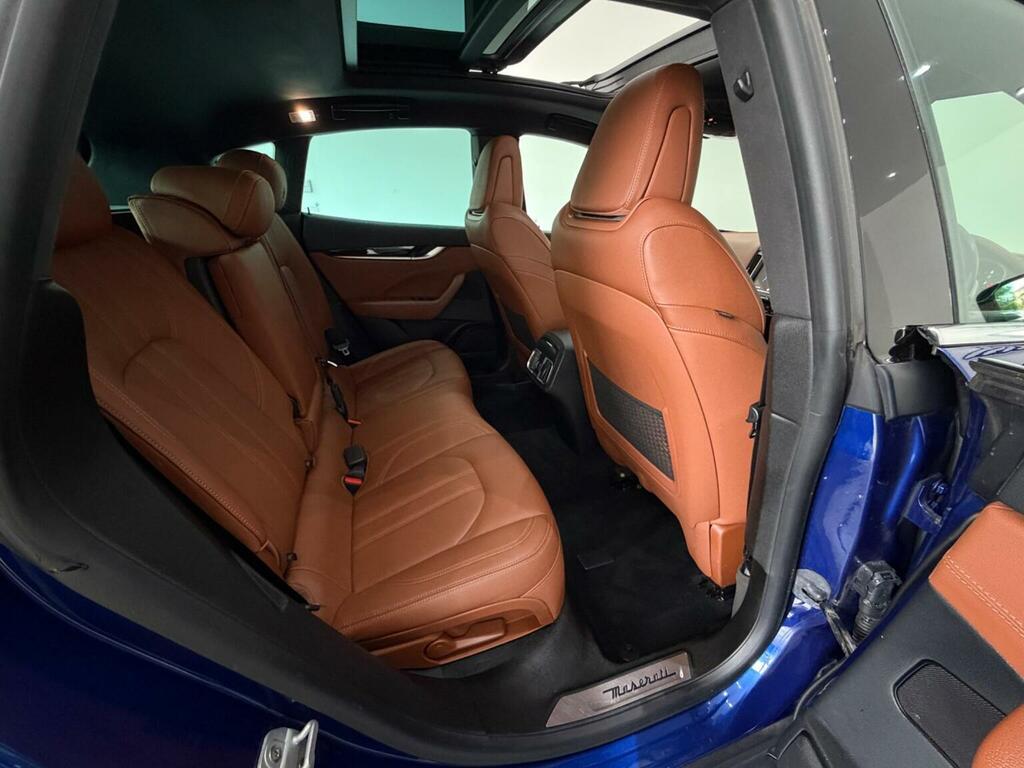 Maserati Levante S Black #21