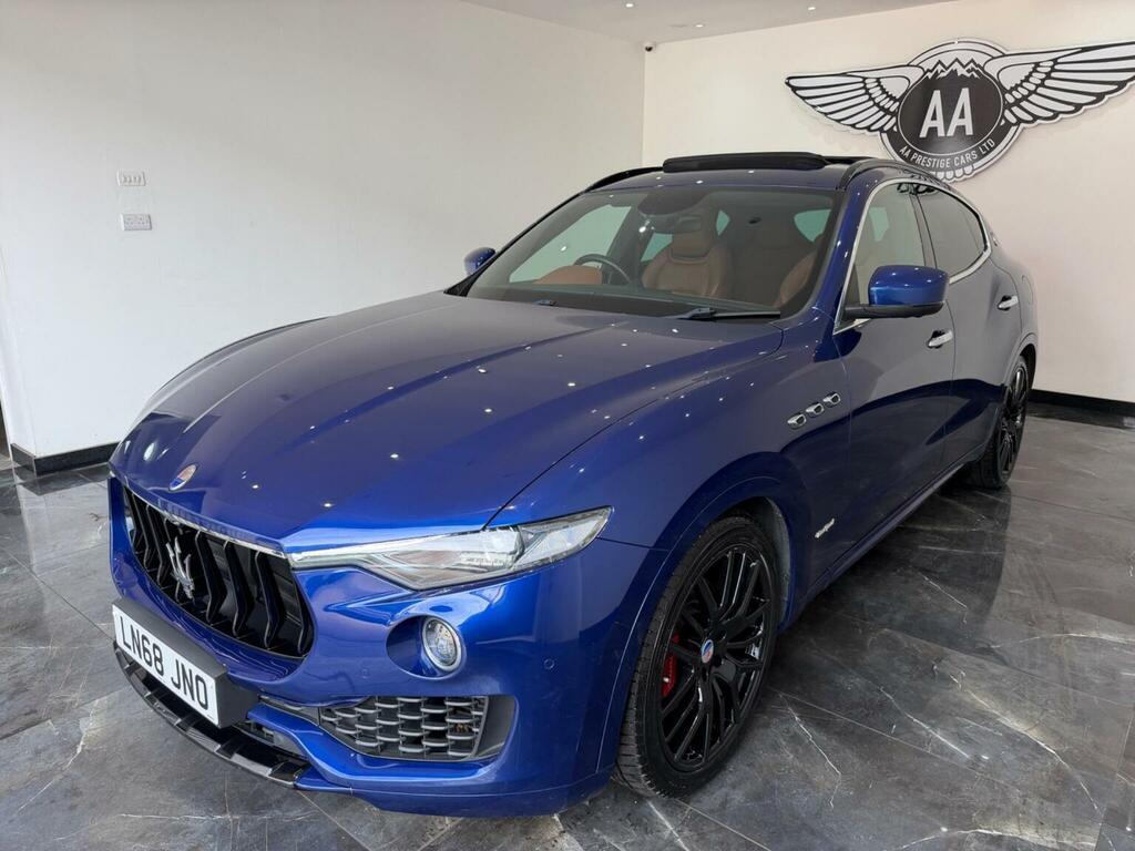 Maserati Levante S Black #7