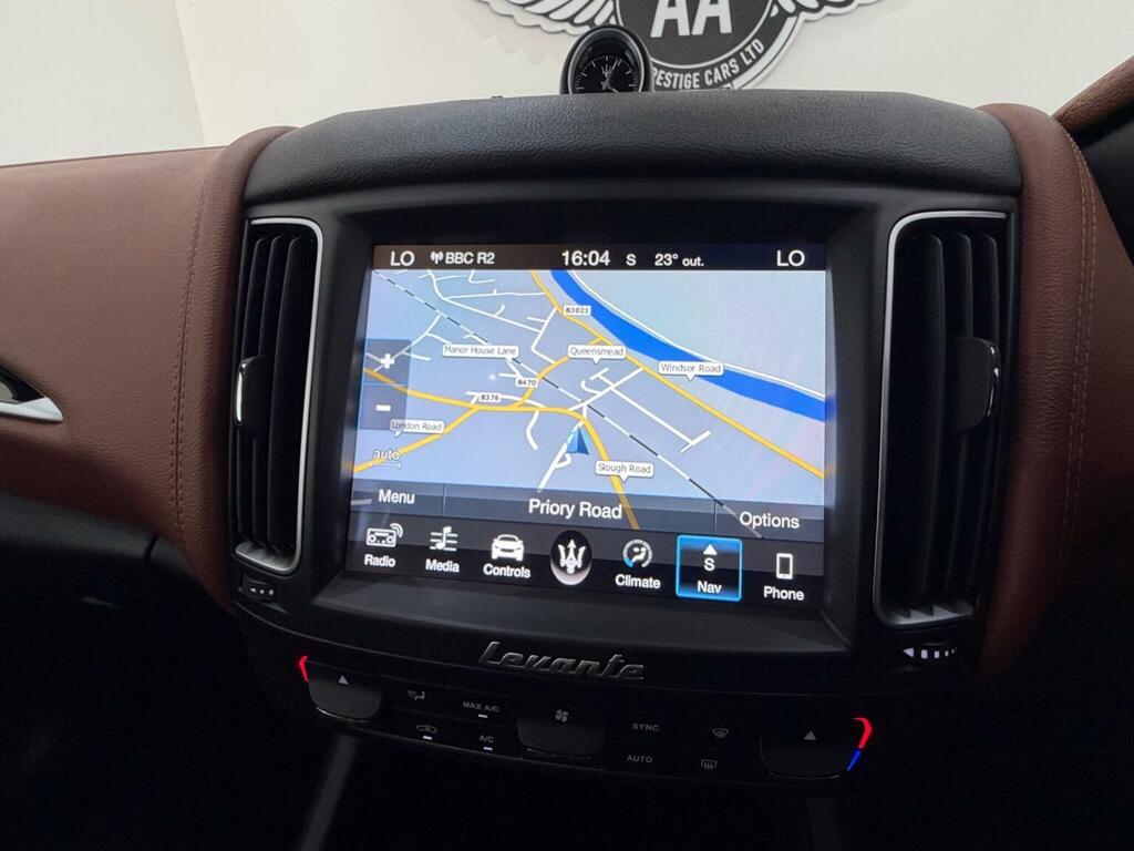 Maserati Levante S Black #41