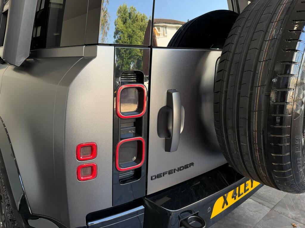 Land Rover Defender 110 3.0 D300 X-dynamic Hse 110 Grey #58