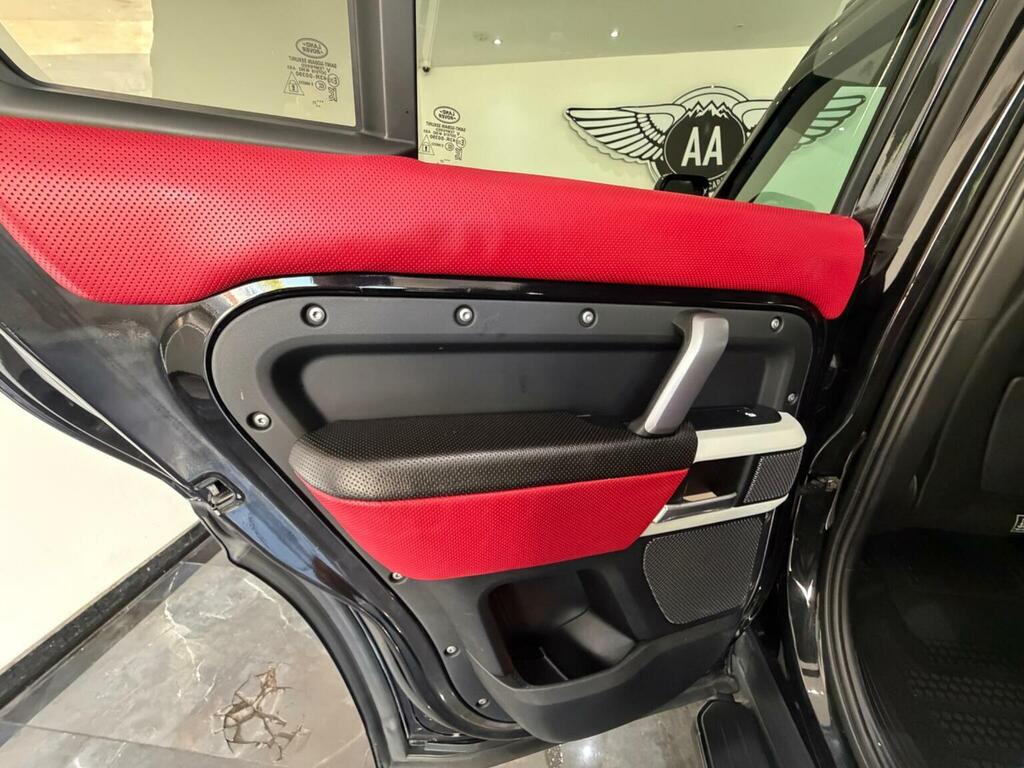 Land Rover Defender 110 3.0 D300 X-dynamic Hse 110 Grey #29
