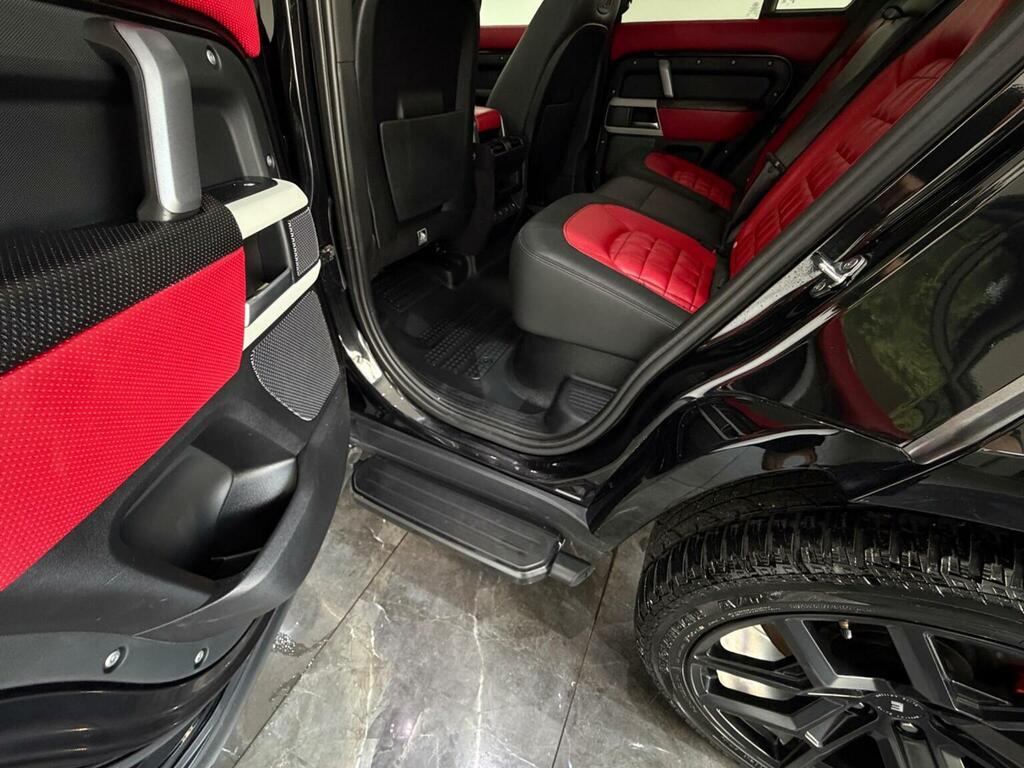 Land Rover Defender 110 3.0 D300 X-dynamic Hse 110 Grey #51