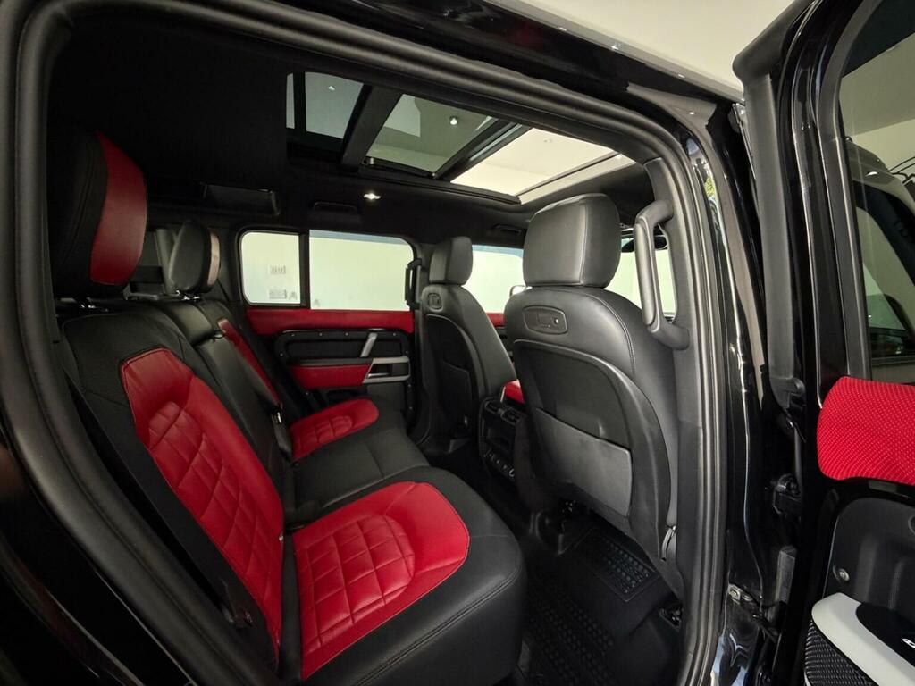 Land Rover Defender 110 3.0 D300 X-dynamic Hse 110 Grey #18