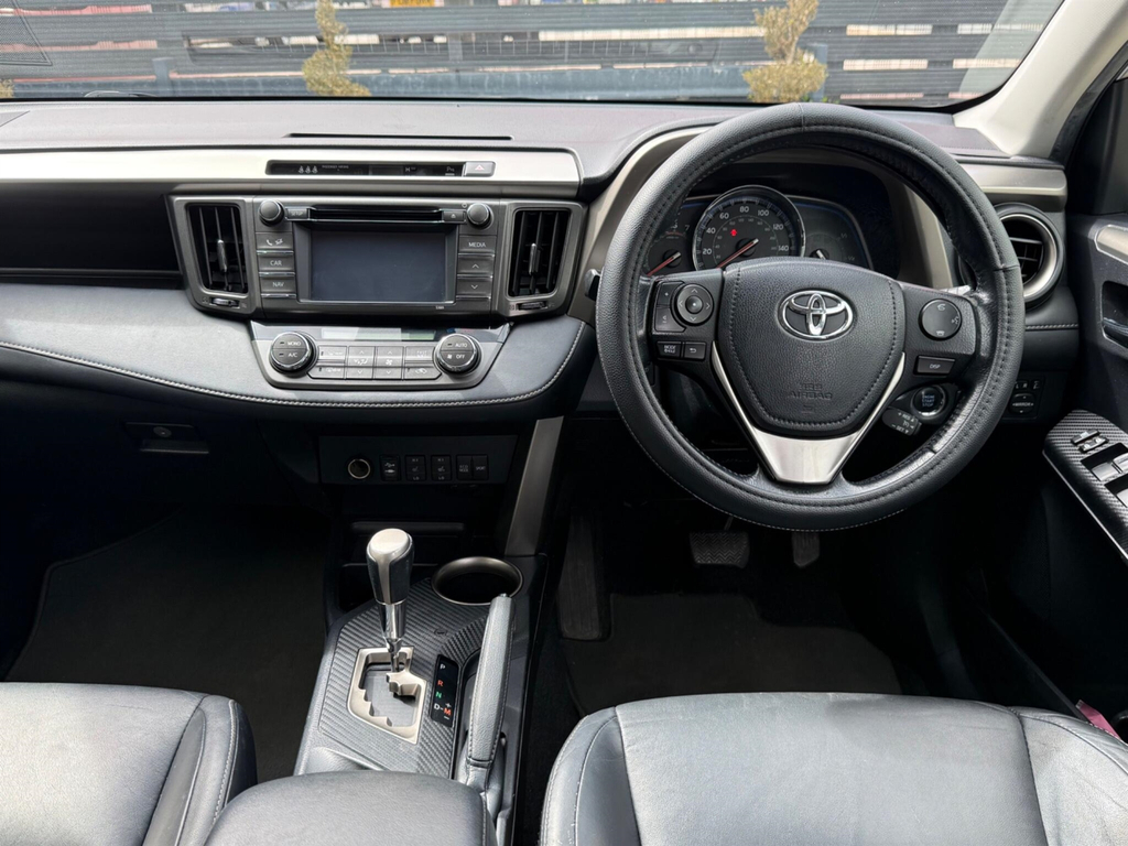 Toyota Rav 4 2.2 D-cat Invincible Beige #29