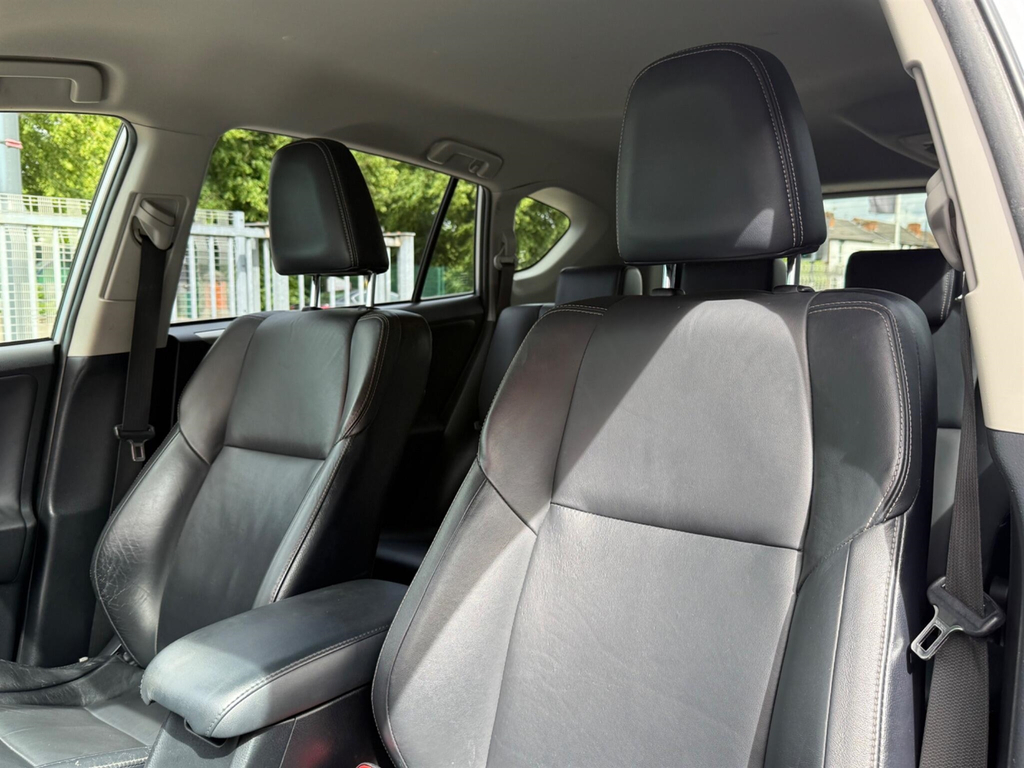 Toyota Rav 4 2.2 D-cat Invincible Beige #43