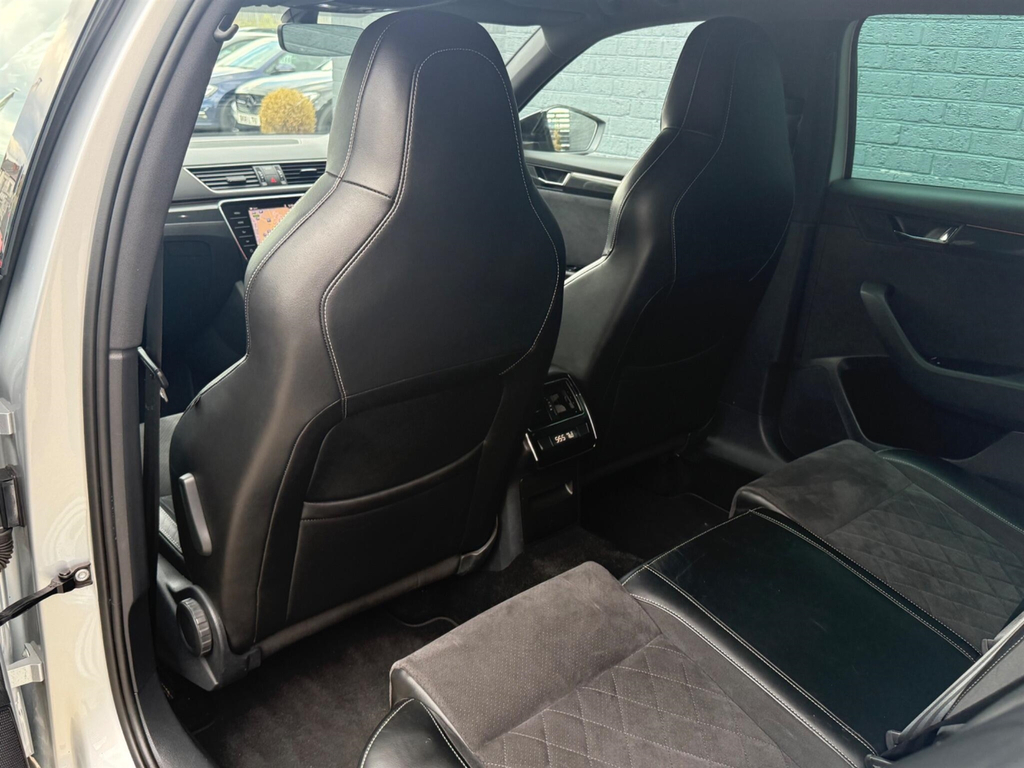 Skoda Superb Se L Executive Tsi Dsg Blue #44