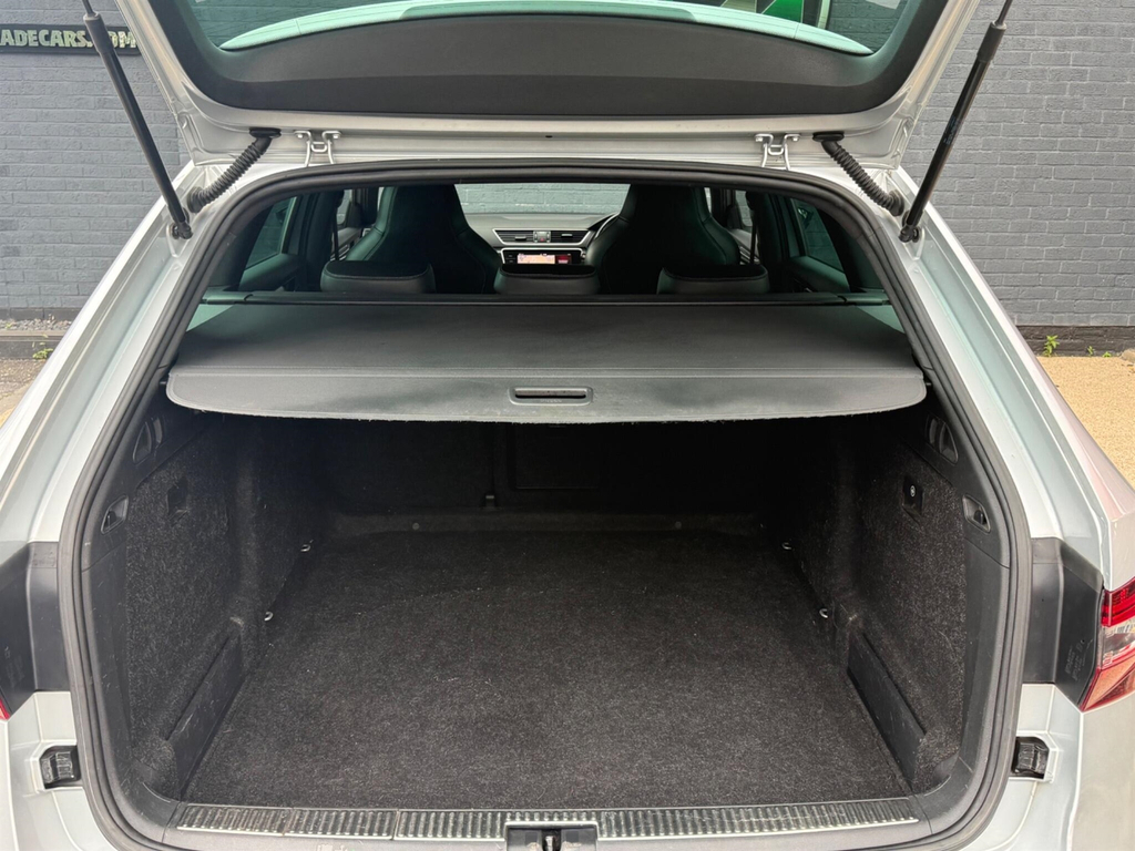 Skoda Superb Se L Executive Tsi Dsg Blue #37