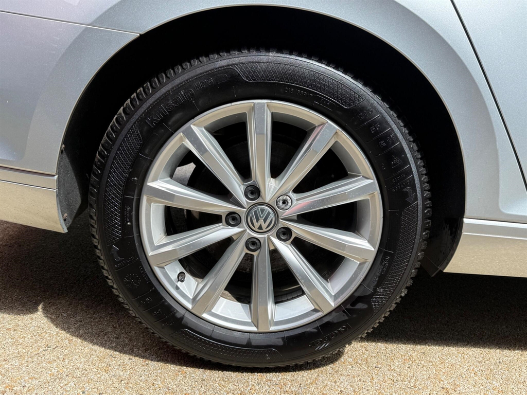 Volkswagen Passat Gte Advance Dsg Blue #13